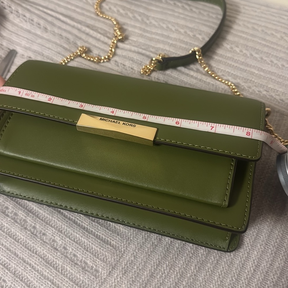 Michael Kors Elegant Green and Gold Crossbody Bag with Chain - Picture 8 of 11